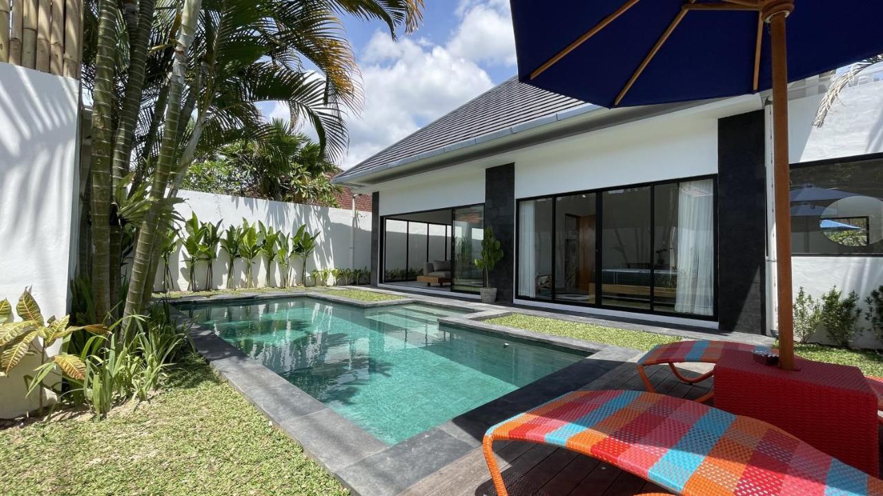 Villa Nikole Seminyak Exterior foto